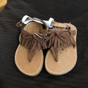 Cute toddler sandals size 5c